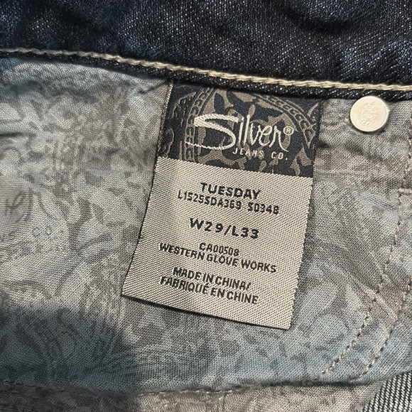 Women's Blue Jeans - Picture 7 of 10